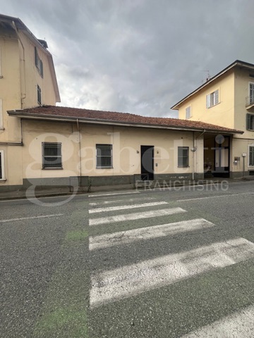 Capannone in vendita a Biella