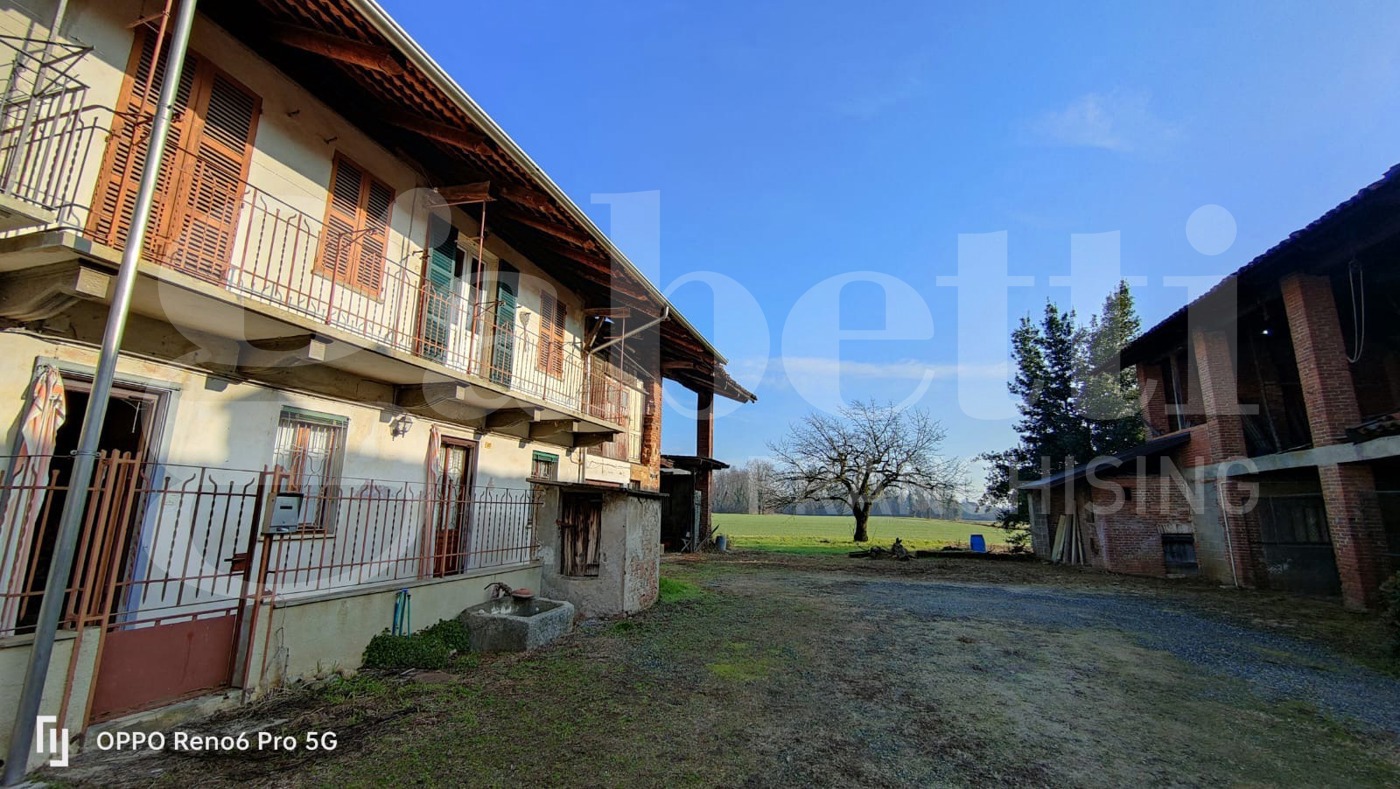 Casa indipendente con giardino a Ponderano