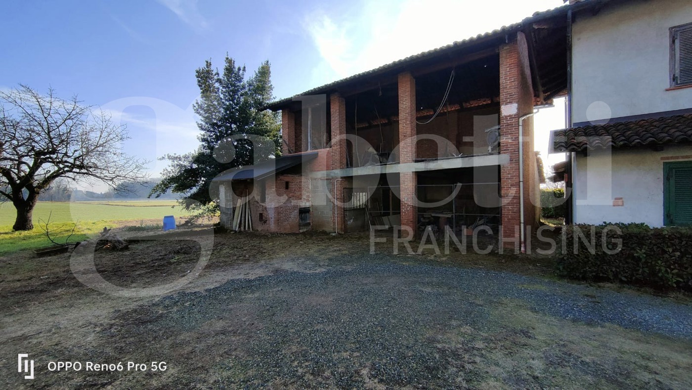 Casa indipendente con giardino a Ponderano