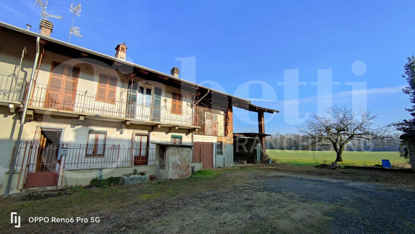 Casa indipendente con giardino a Ponderano
