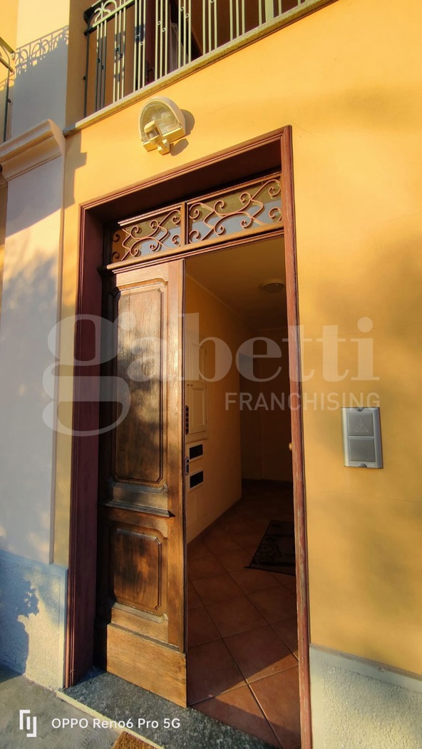 Bilocale arredato in affitto a Pralungo