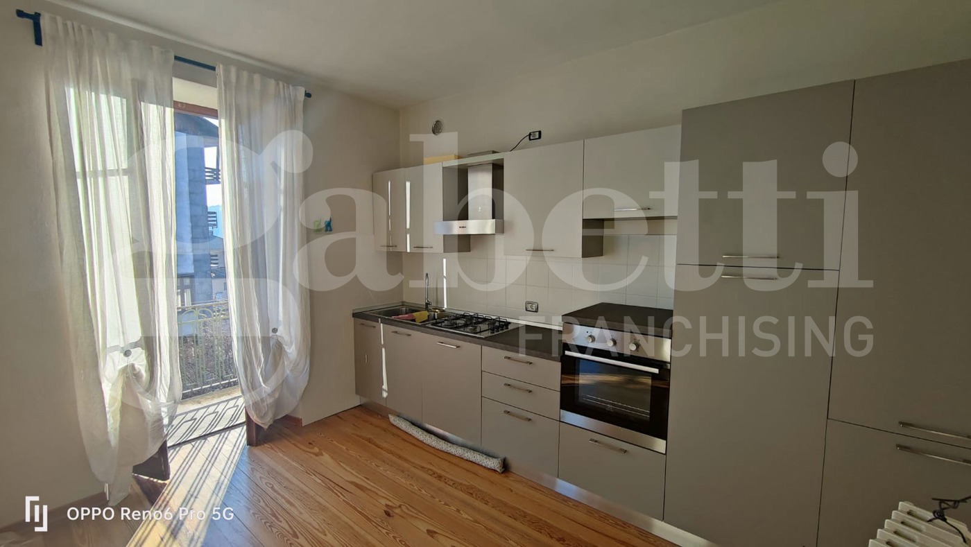 Bilocale arredato in affitto a Pralungo