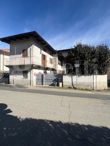 Casa indipendente in vendita a Biella