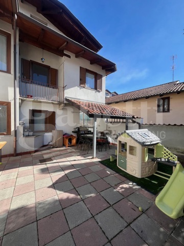 Casa indipendente in vendita a Biella