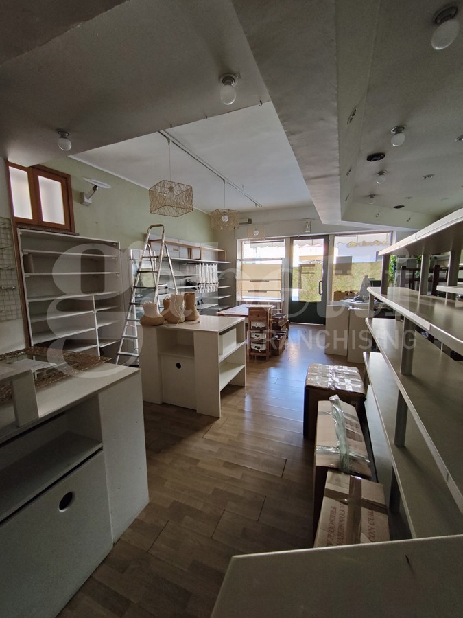 Negozio in affitto a Cossato