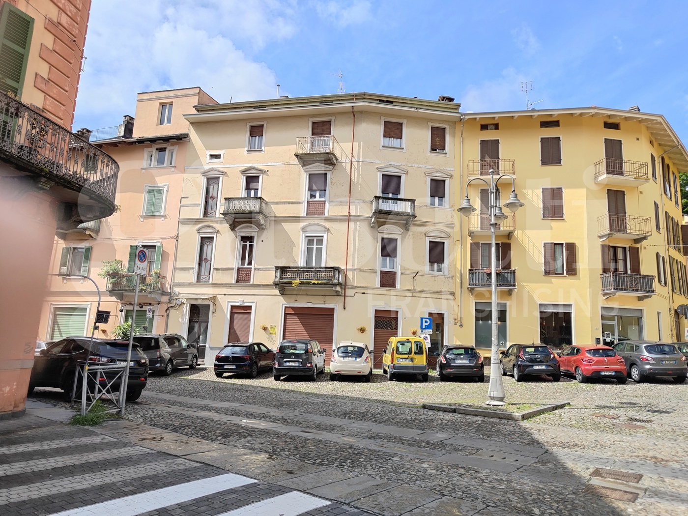 Trilocale arredato in affitto a Biella