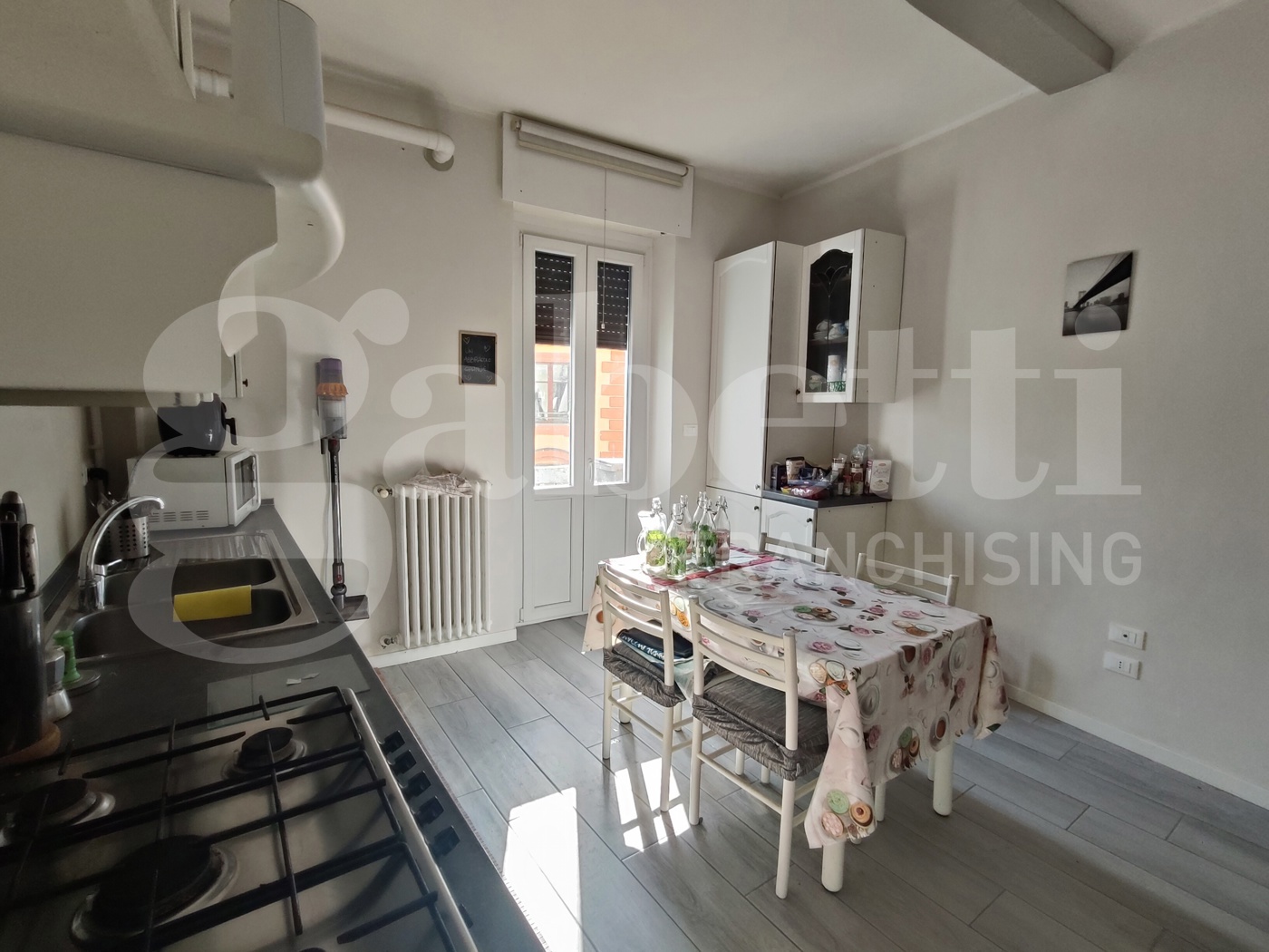 Trilocale arredato in affitto a Biella