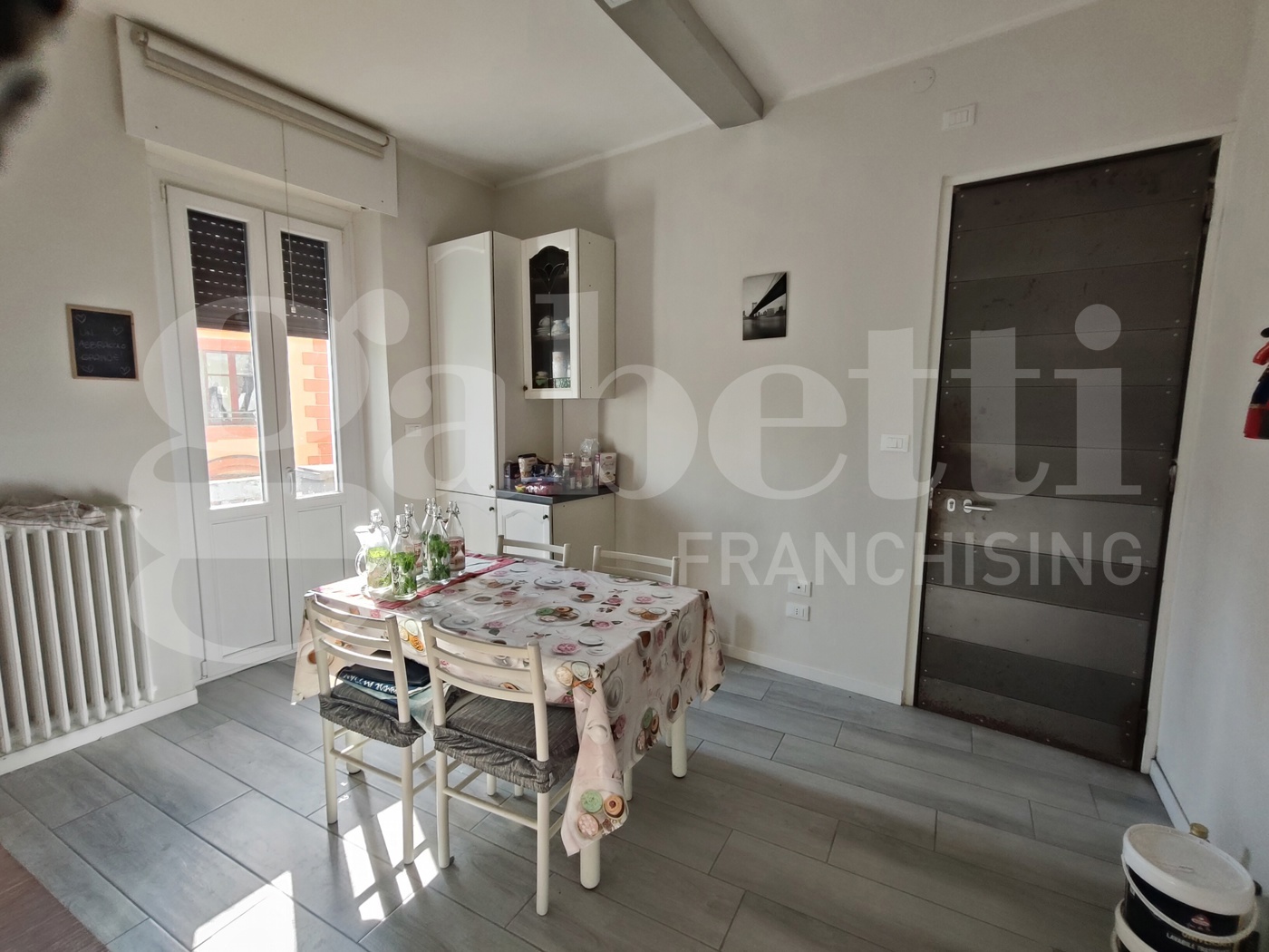 Trilocale arredato in affitto a Biella