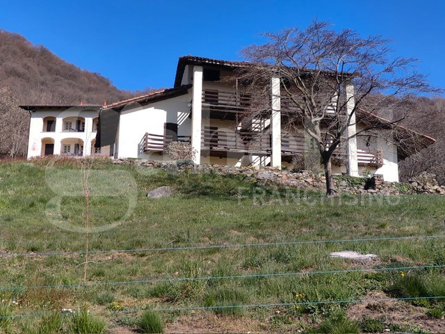 Rustico da ristrutturare a Pralungo