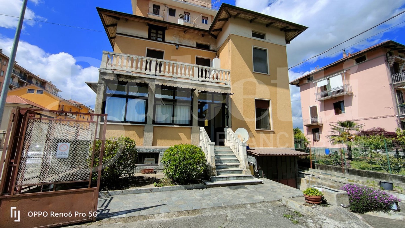 Casa indipendente con giardino a Gaglianico