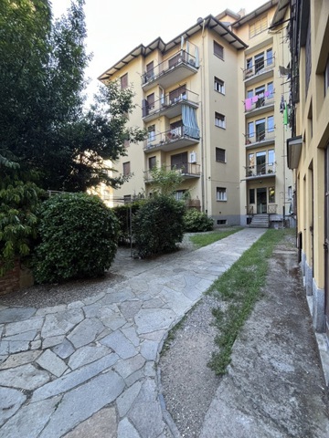 Bilocale arredato in affitto a Biella