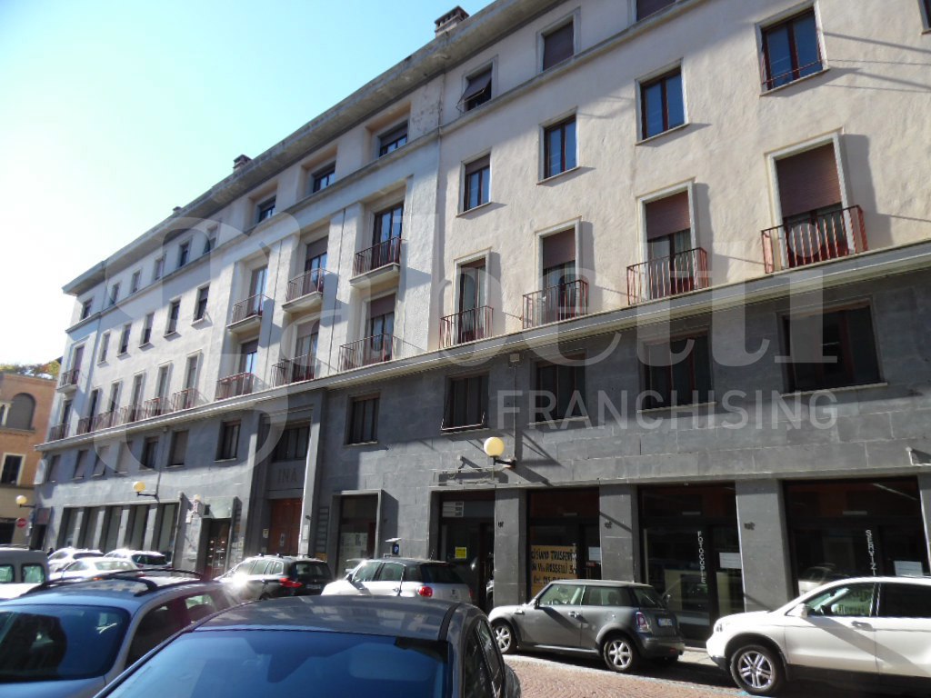 Negozio in vendita a Biella