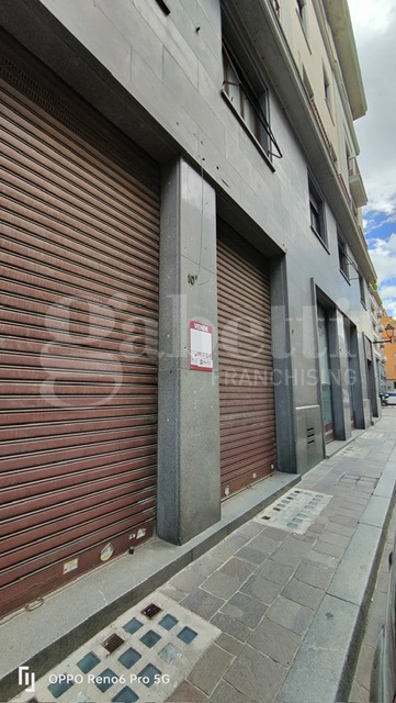 Negozio in vendita a Biella
