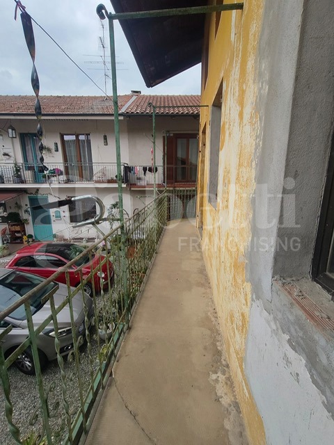 Casa indipendente da ristrutturare a Cerrione