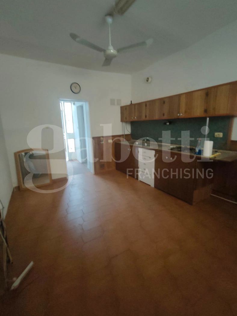 Casa indipendente da ristrutturare a Cerrione