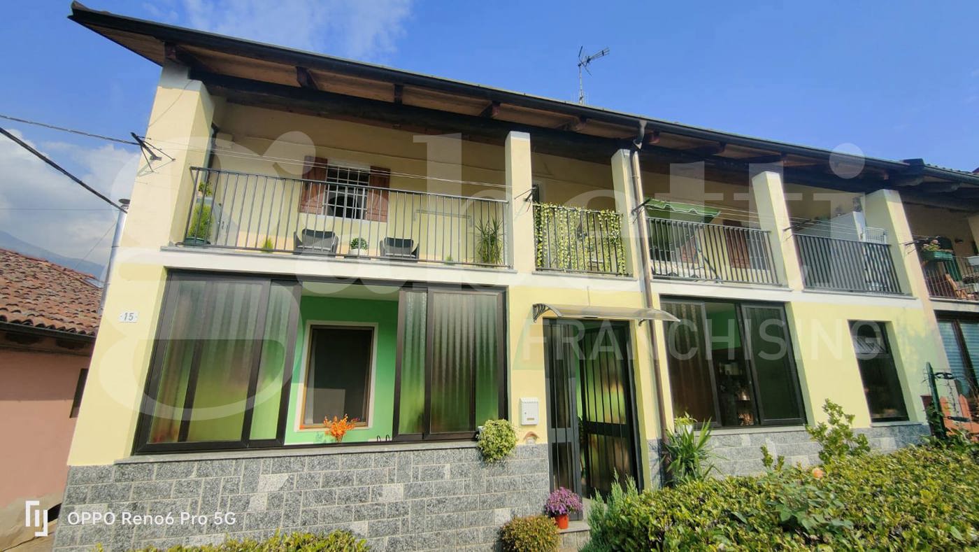 Casa indipendente con giardino a Netro