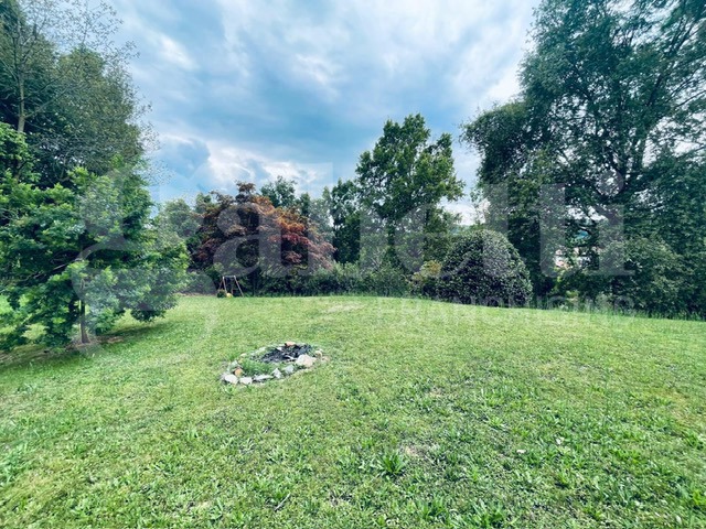 Villa con giardino a Zubiena
