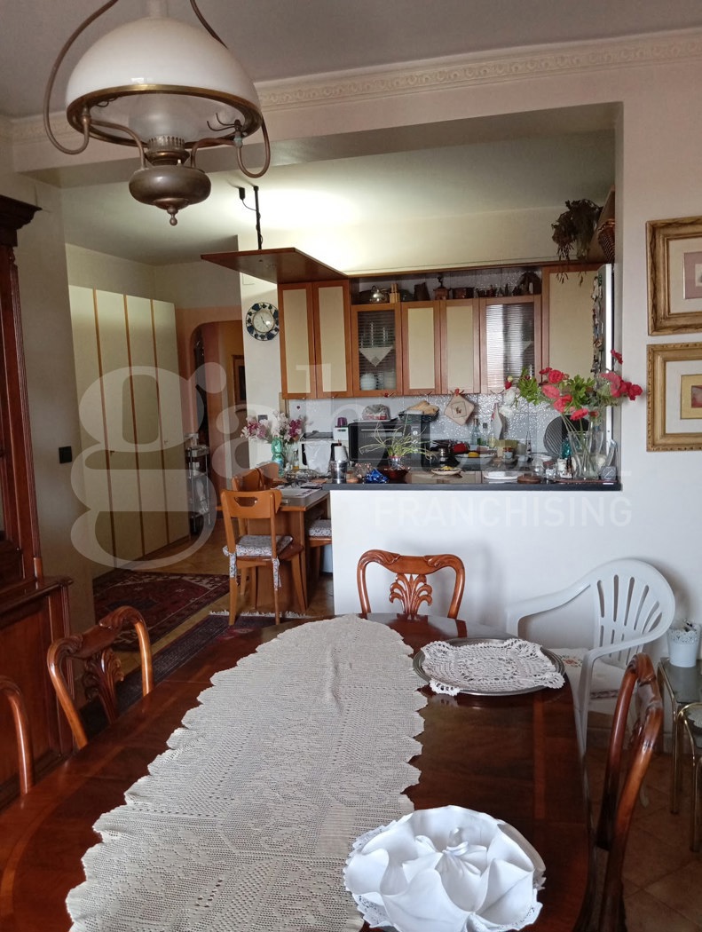 Bilocale in vendita a Aci Castello