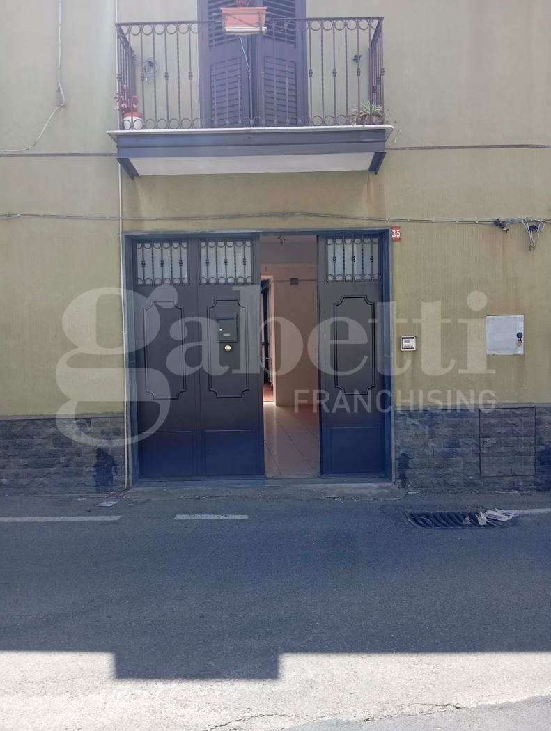 Magazzino in affitto a Viagrande