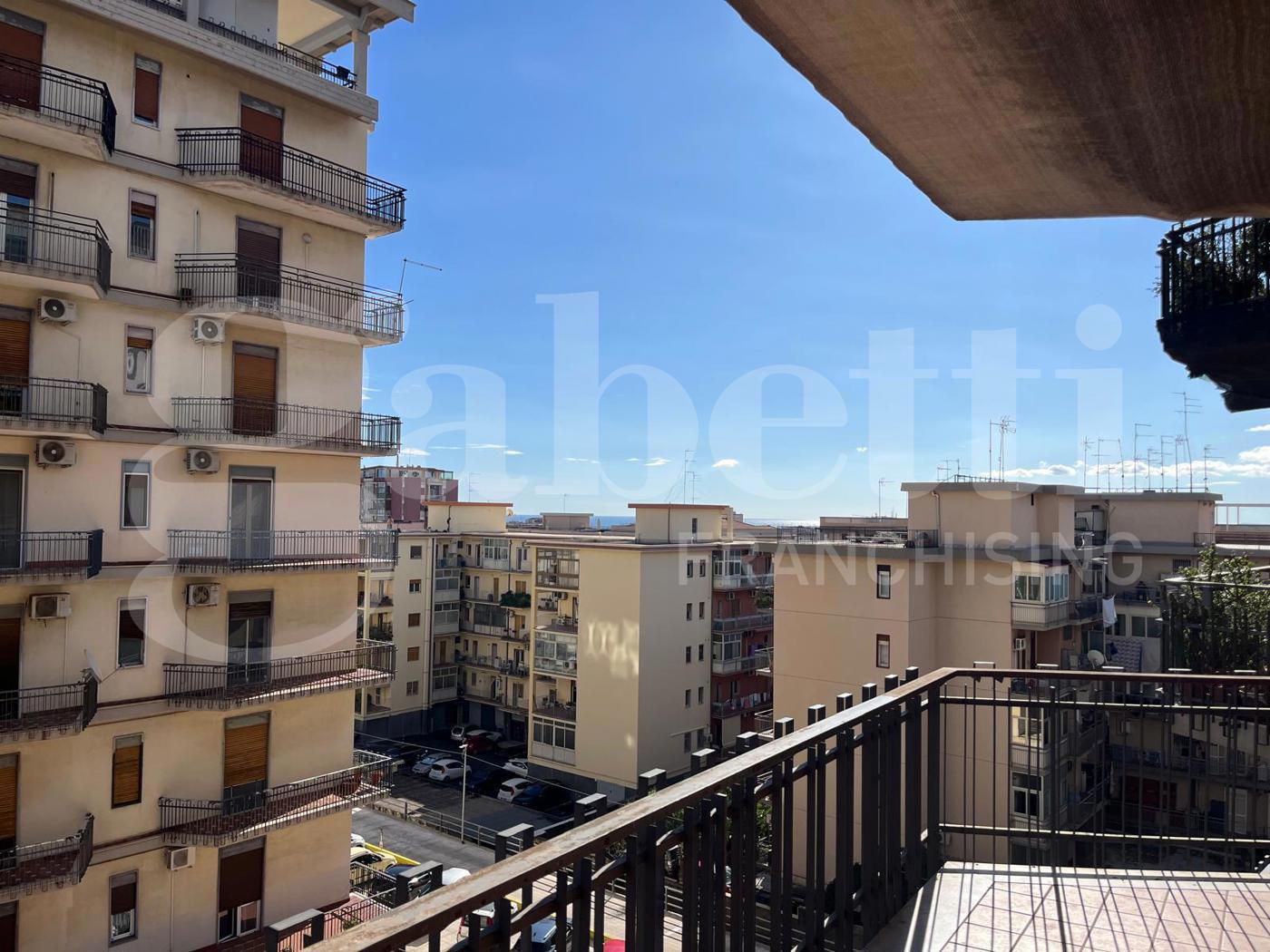 Quadrilocale in affitto a Catania