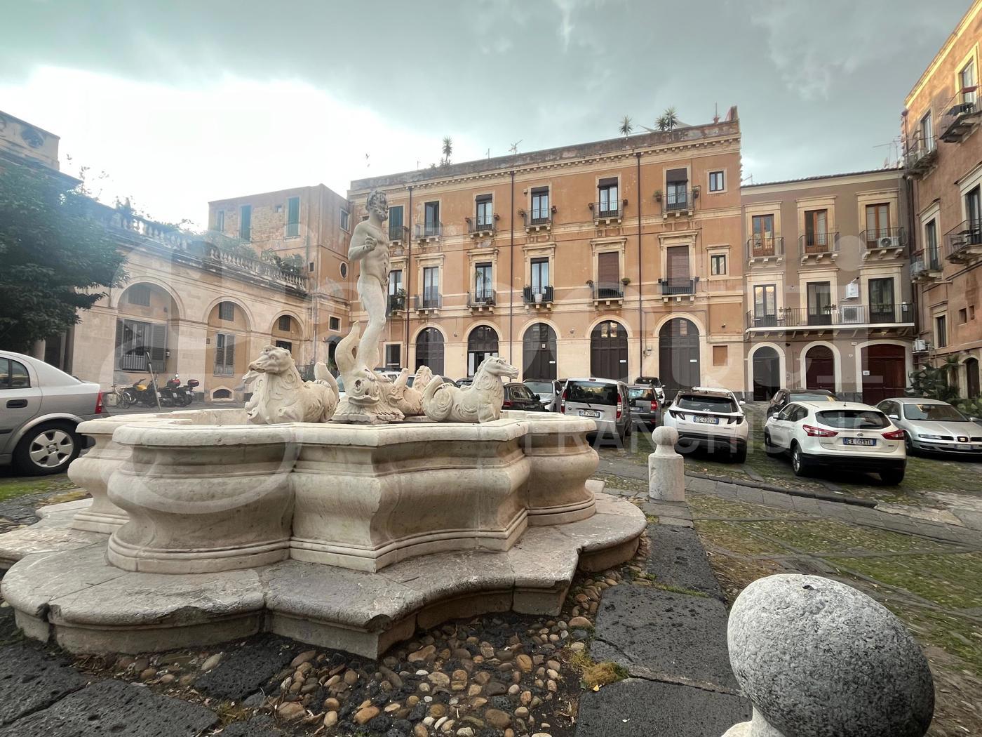 Monolocale arredato in affitto a Catania