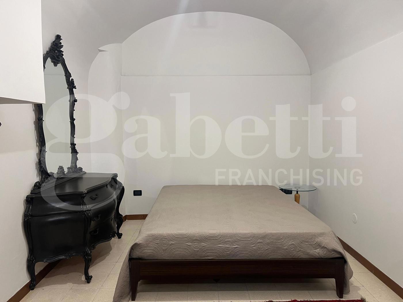 Monolocale arredato in affitto a Catania