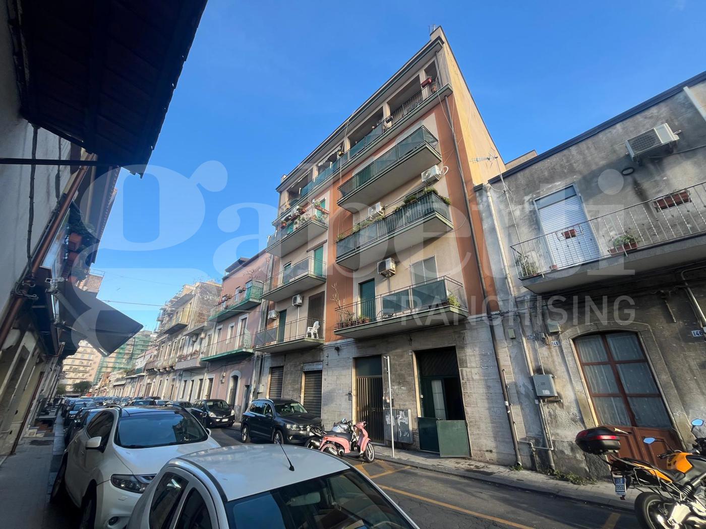 Trilocale in affitto a Catania