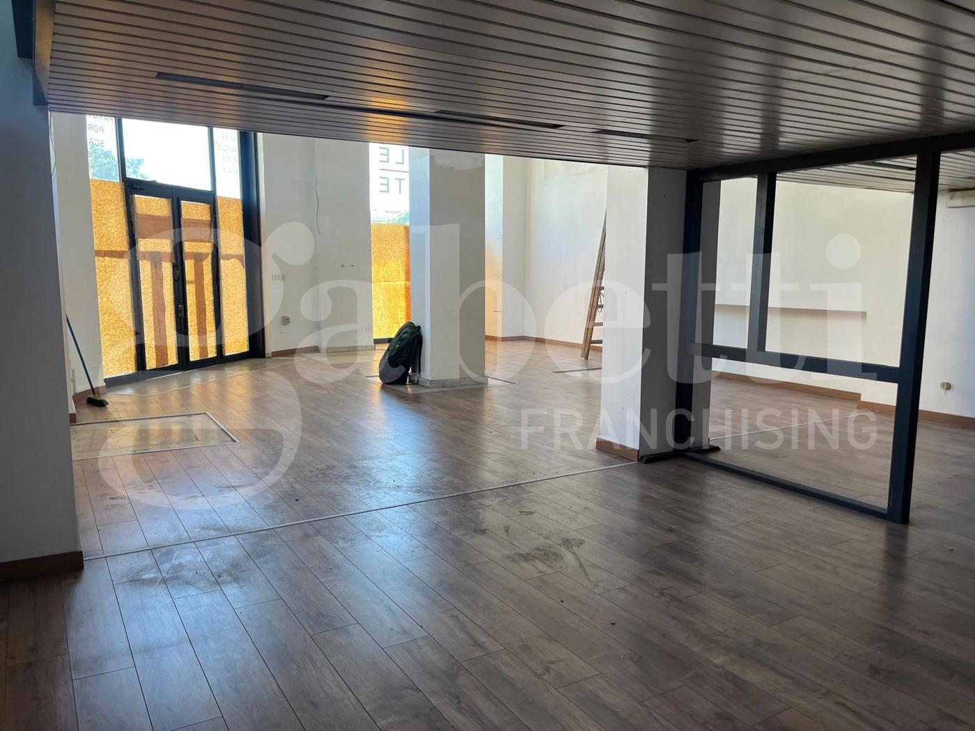 Negozio in affitto a Catania