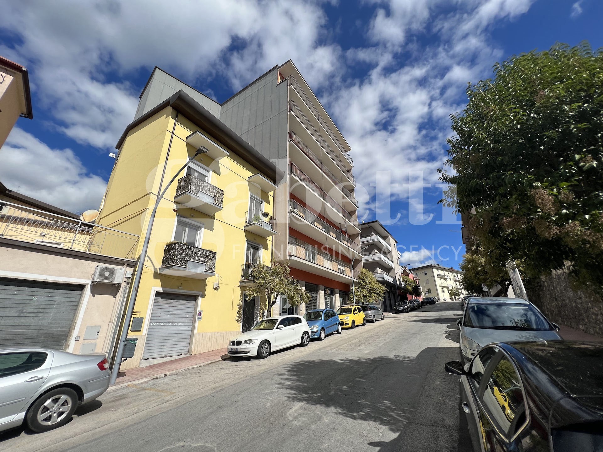 Quadrilocale con box a Isernia