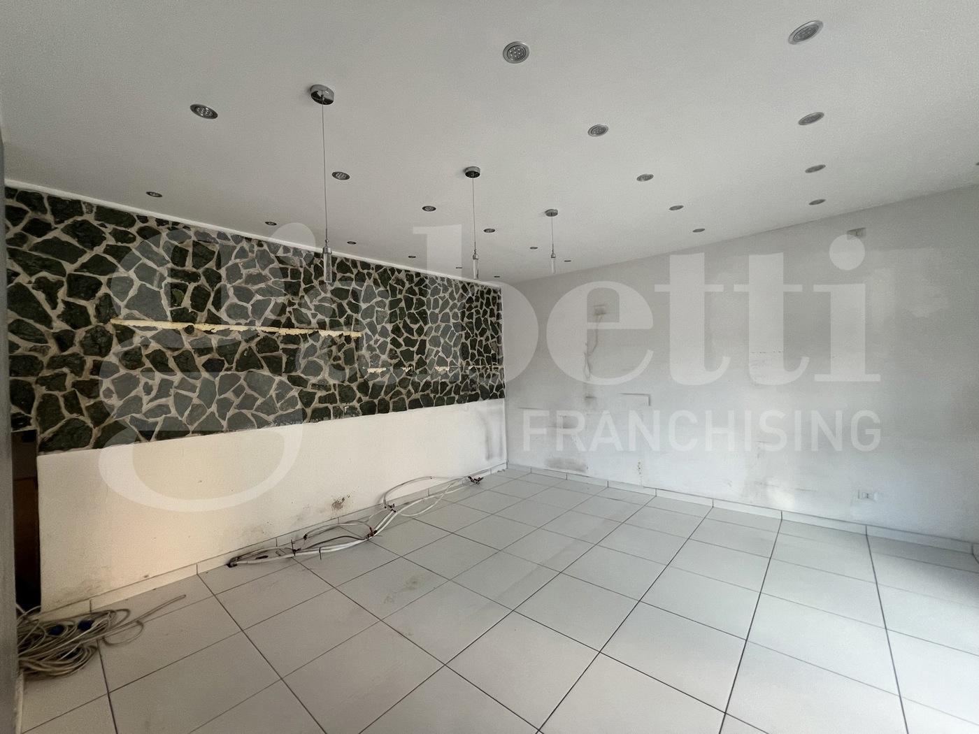 Negozio in affitto a Isernia