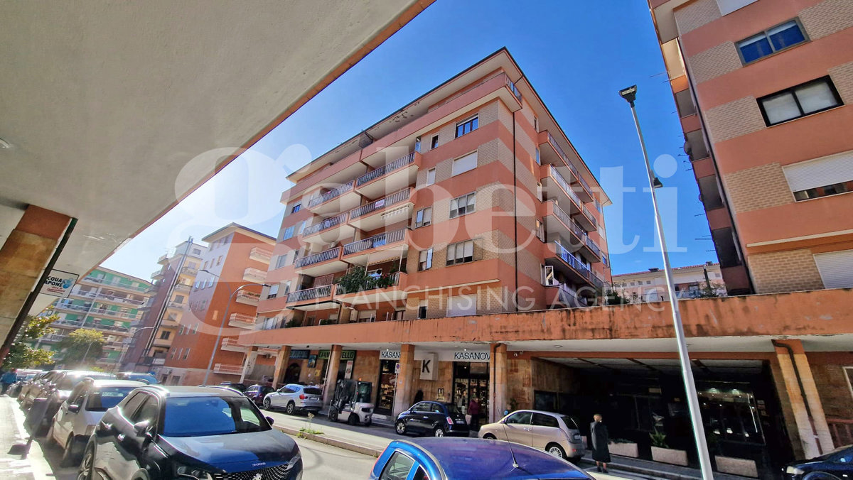 Appartamento con box a Isernia
