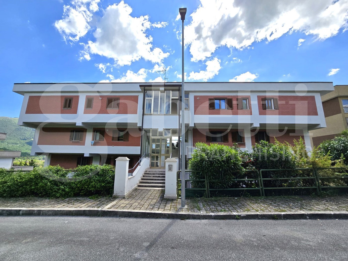 Quadrilocale con box doppio a Isernia