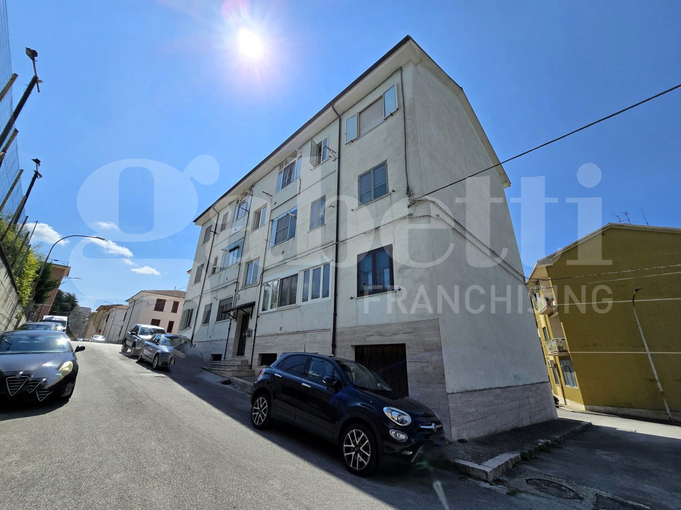 Quadrilocale con box a Isernia