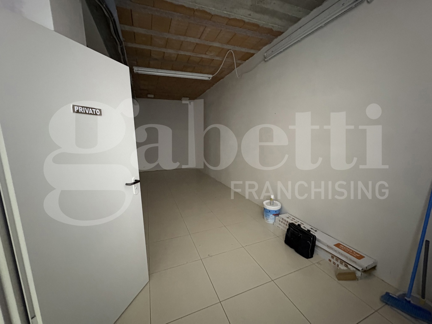 Negozio in affitto a Isernia