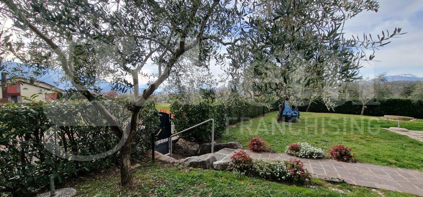 Casa indipendente con giardino a Isernia