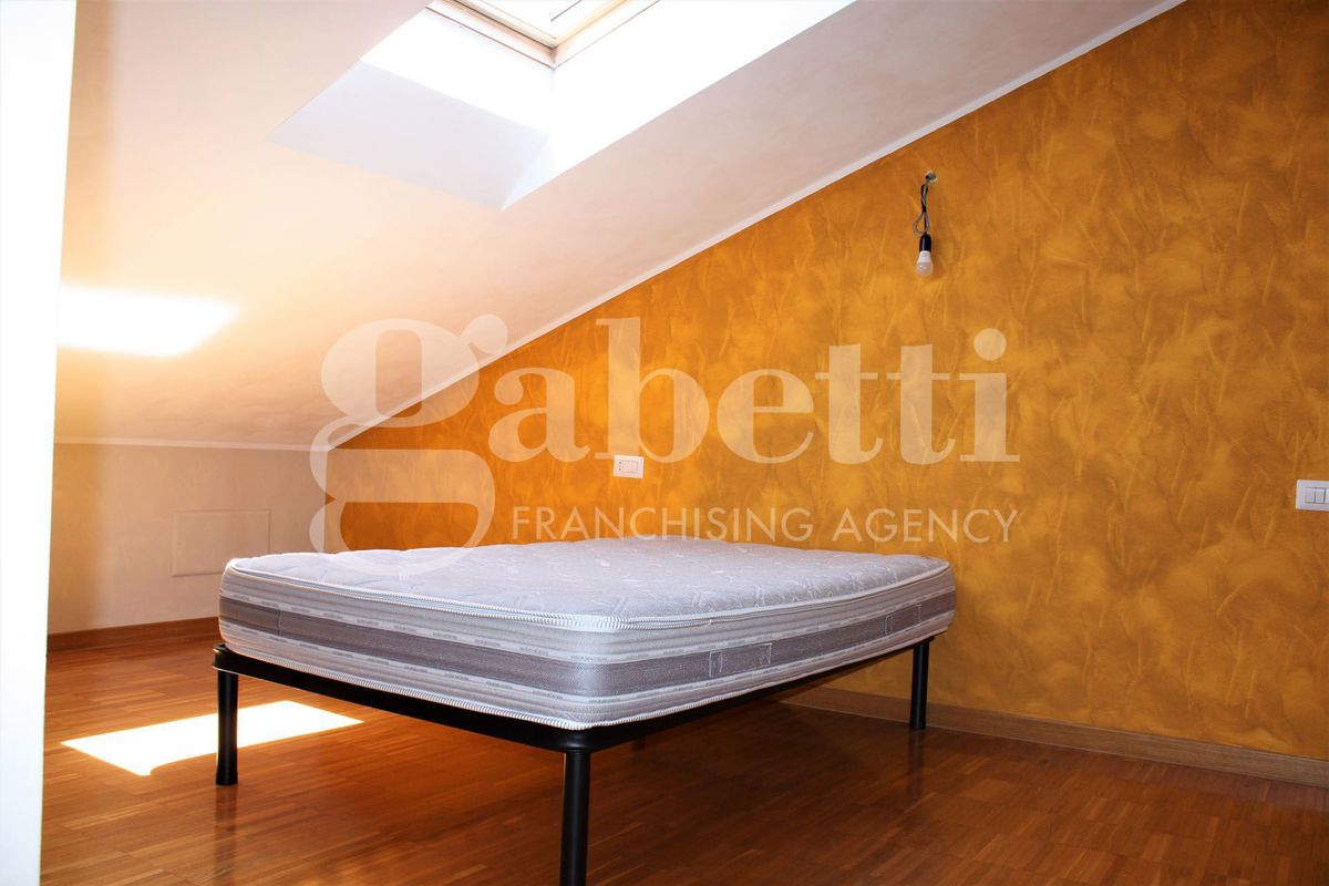 Attico arredato in affitto a Isernia