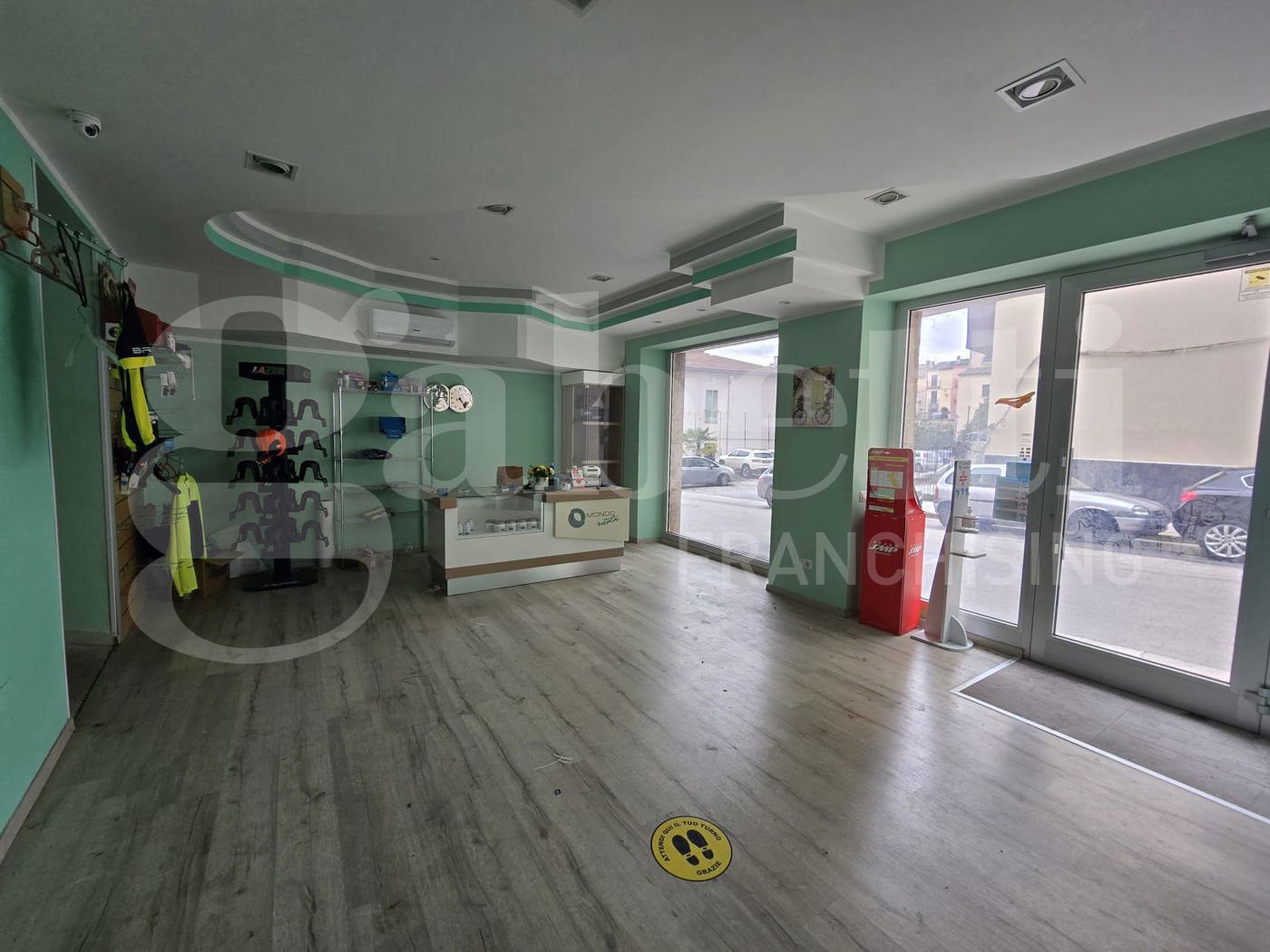 Negozio in vendita a Isernia