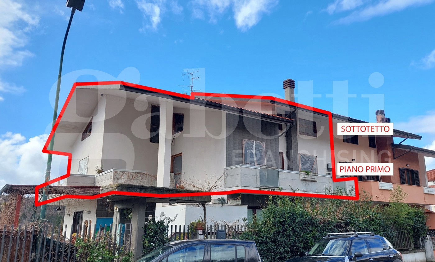 Villa Bifamiliare in vendita a Pesche