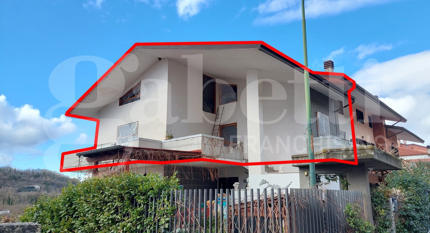 Villa Bifamiliare in vendita a Pesche