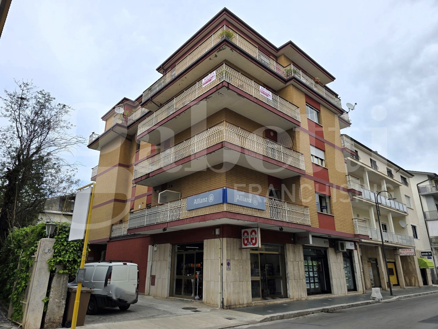 Quadrilocale arredato in affitto a Isernia