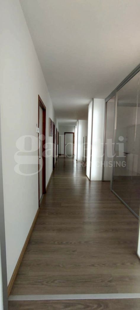 Ufficio in affitto a Macerata