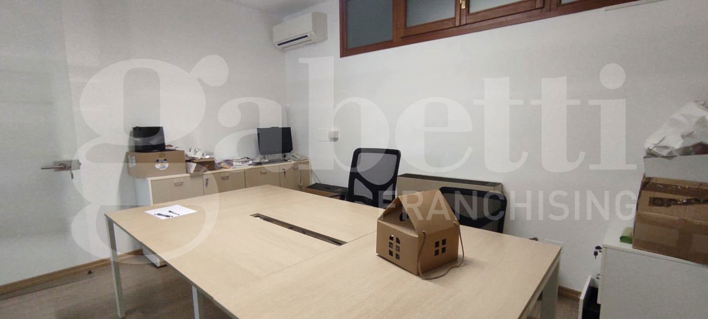 Ufficio in affitto a Macerata