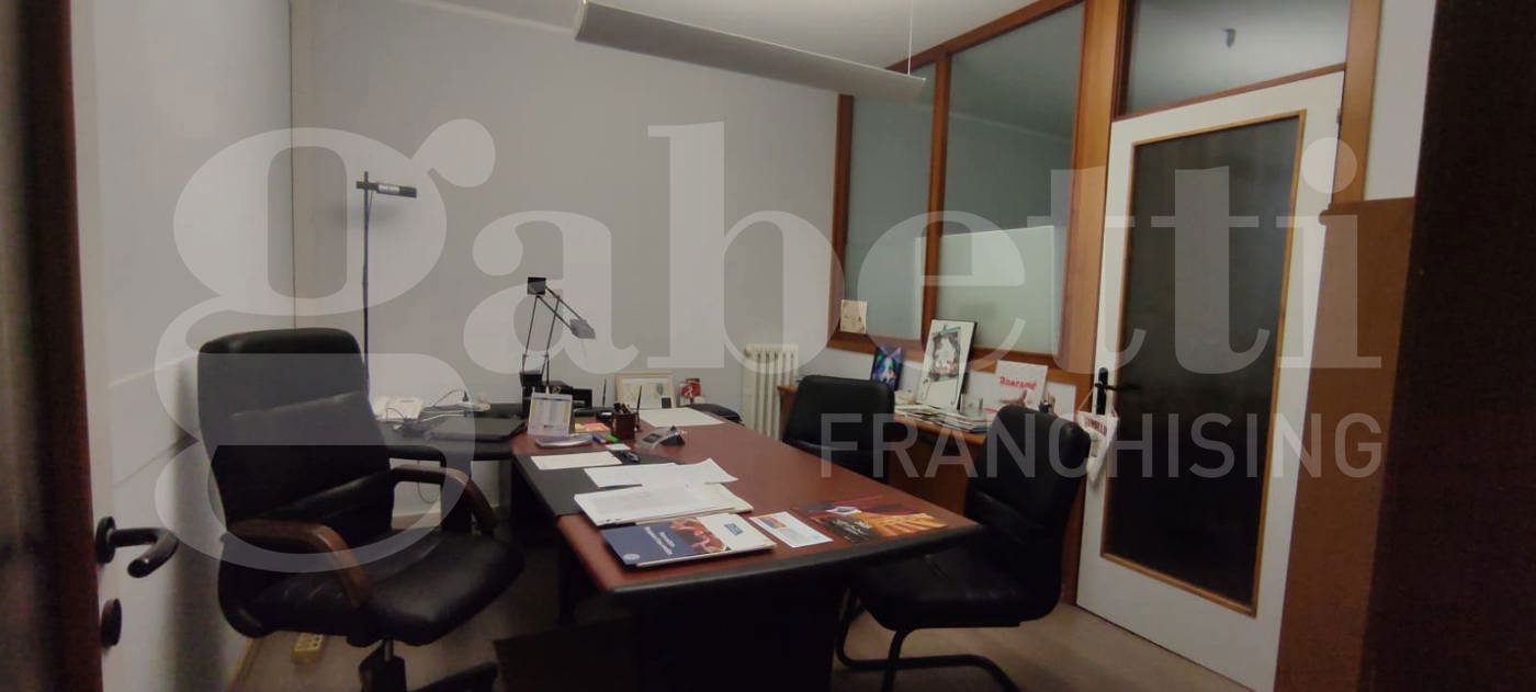Ufficio in affitto a Macerata