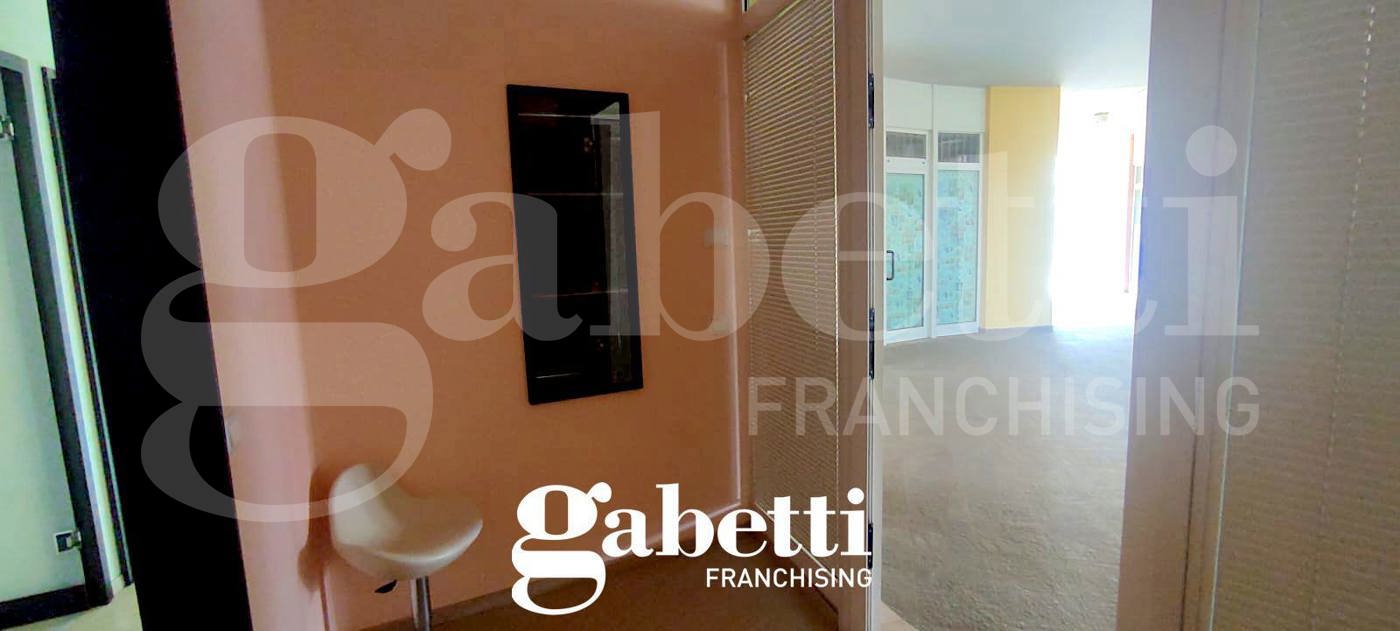 Negozio in affitto a Macerata