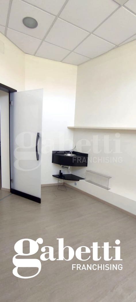 Negozio in affitto a Macerata