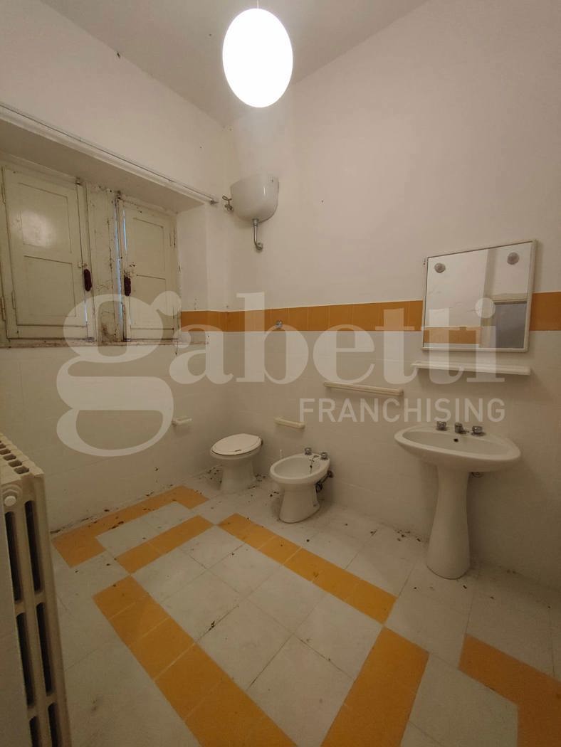 Appartamento da ristrutturare a San Ginesio