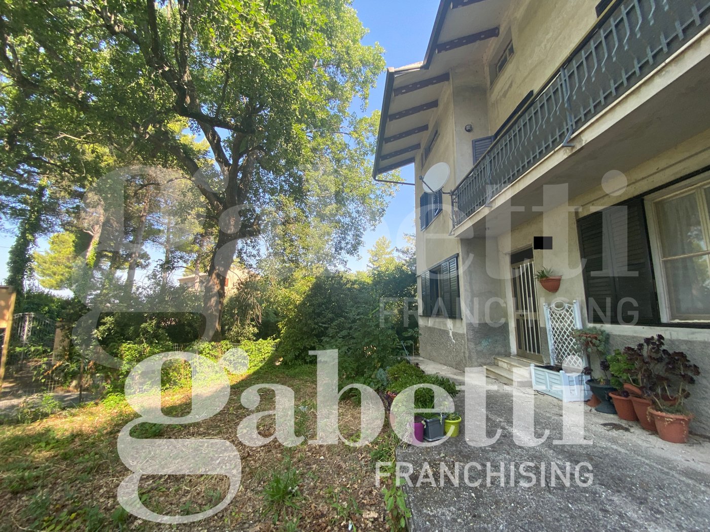 Casa indipendente in vendita a Macerata