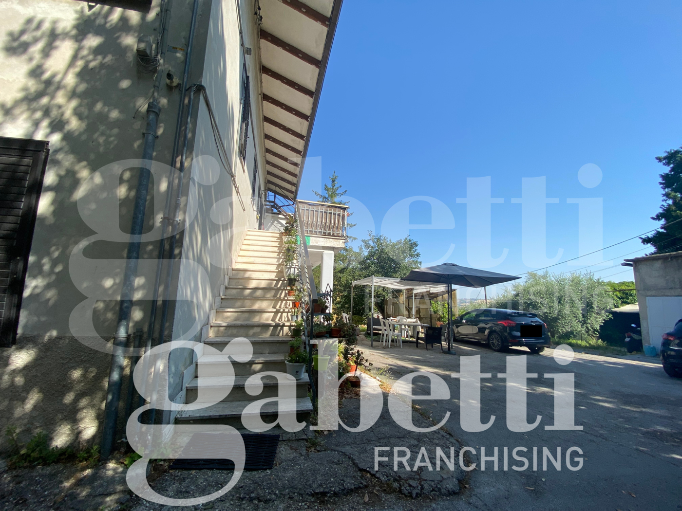 Casa indipendente in vendita a Macerata