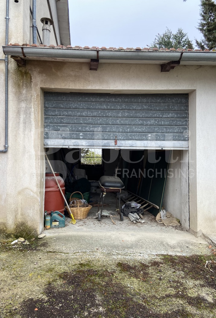 Casa indipendente in vendita a Penna San Giovanni