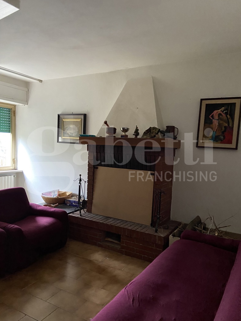 Casa indipendente in vendita a Penna San Giovanni